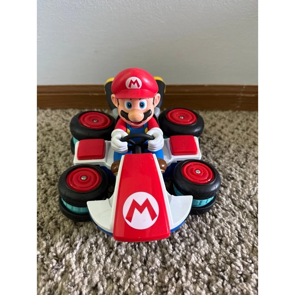 World of Nintendo Mario Kart 8 Anti-Gravity R/C Racer Jakks Pacific w Remote